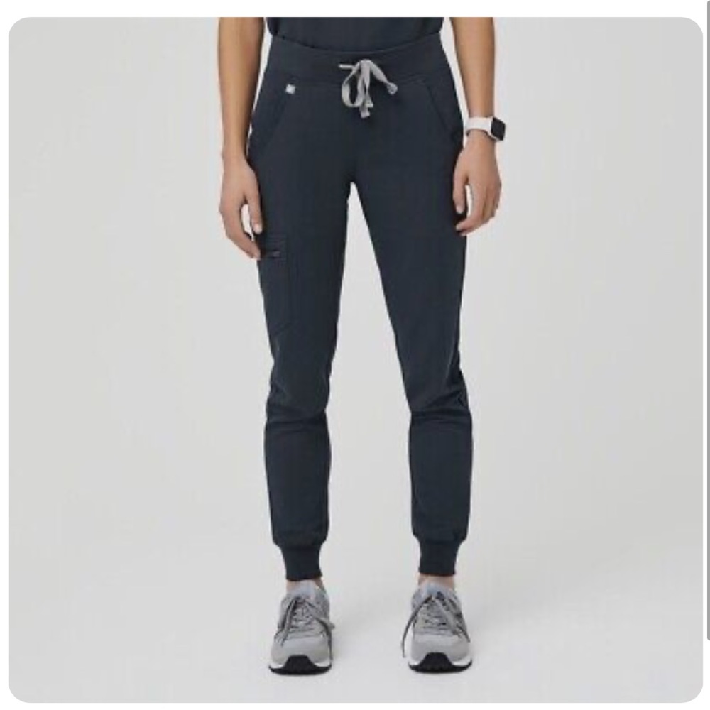 FIGS | Dark Harbor Zamora Petite Jogger Scrub Pant SP
